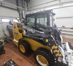 Техническое обслуживание мини-погрузчика SR740RU